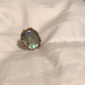 Lovely costume jewelry ring, size 8